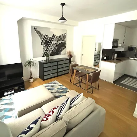 Апартаменты Marais Modern & Spacious